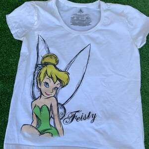 WOMENS SIZE 2XL DISNEY STORE TINKER BELL "FEISTY" T-SHIRT